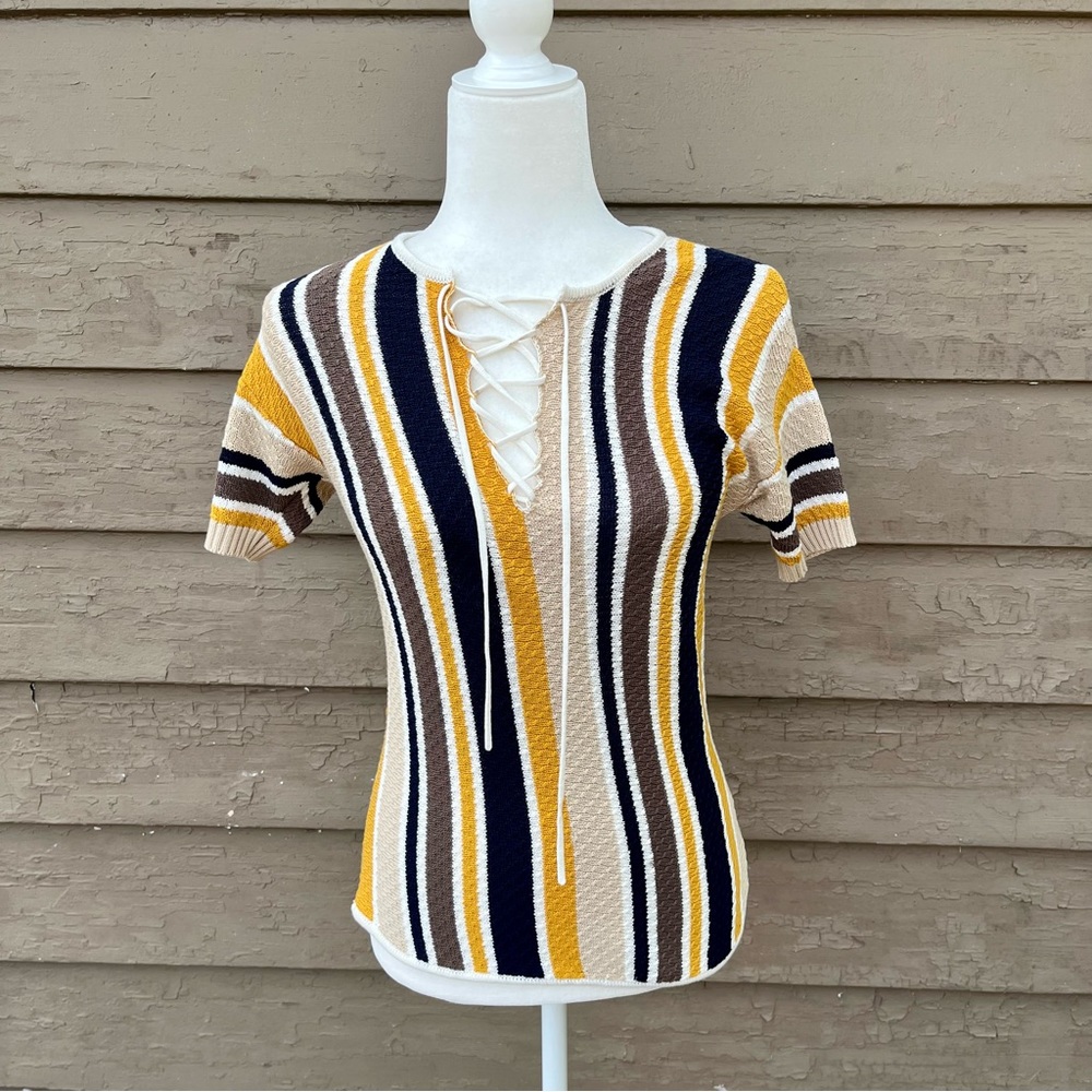 Frame Le Lace crochet lace up top!